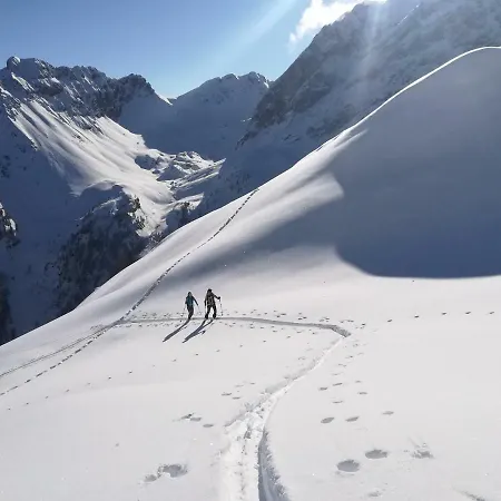 アパート Heidi *