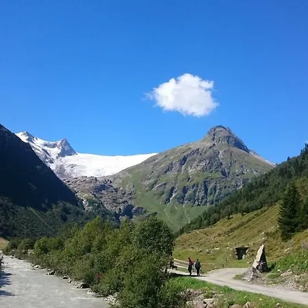 Heidi *