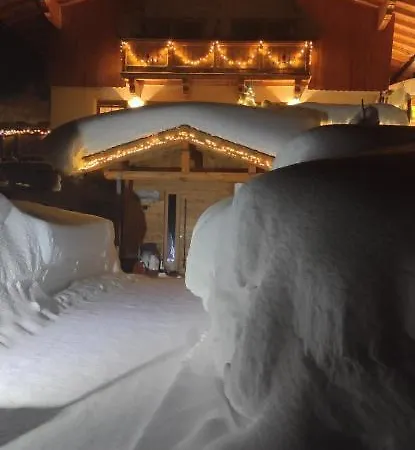 Διαμέρισμα Heidi *