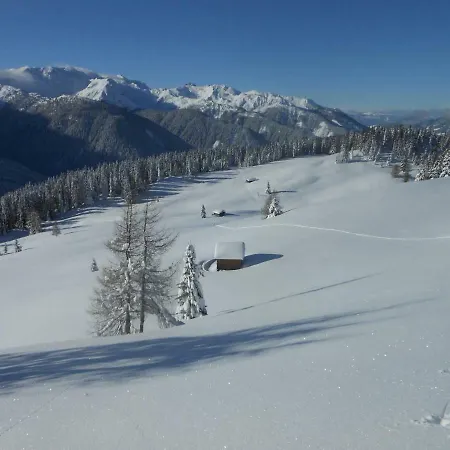 Διαμέρισμα Heidi *